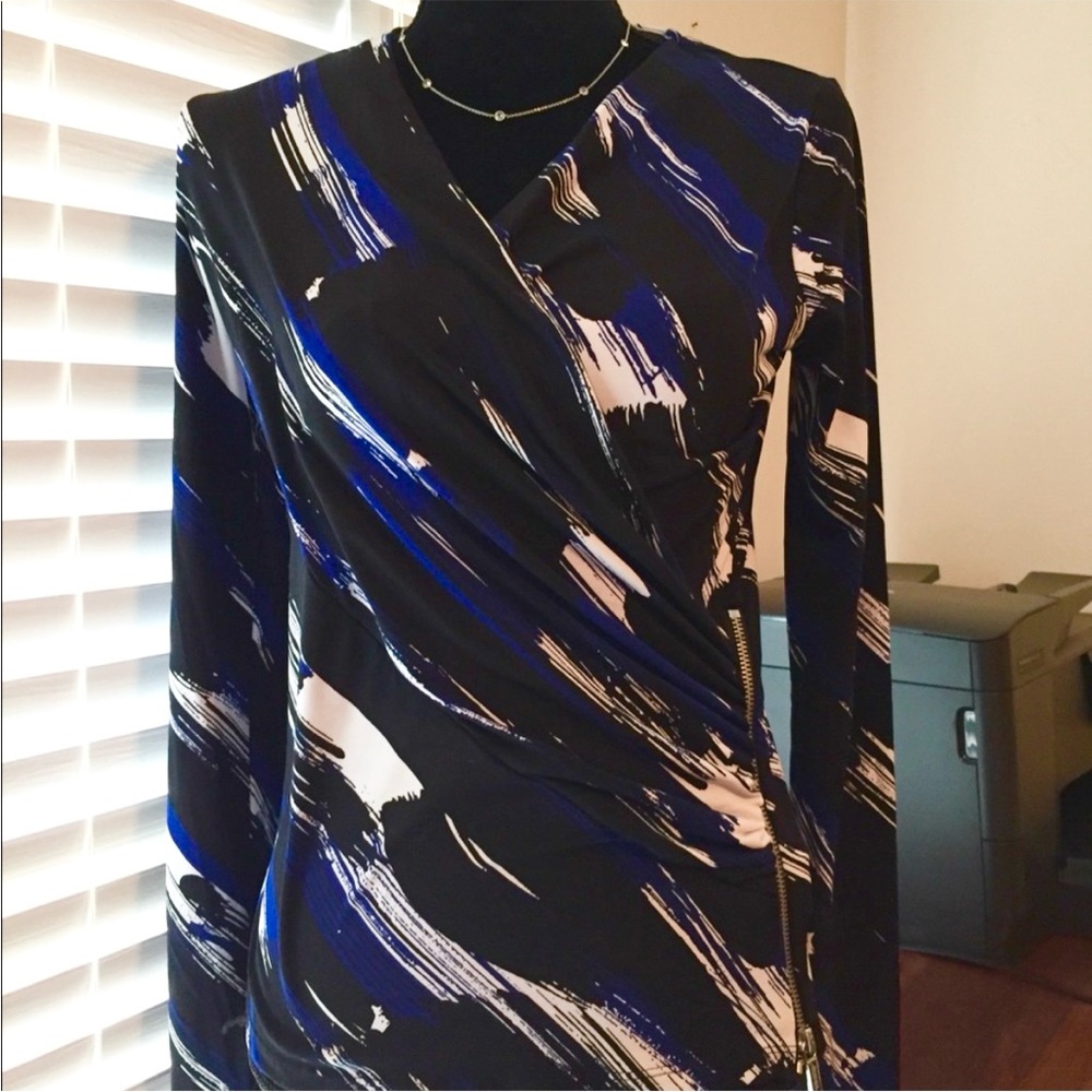 Long Sleeve Side Zip Top